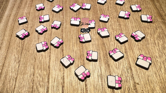 Pink and White Present Polymer Slices - 10mm Large